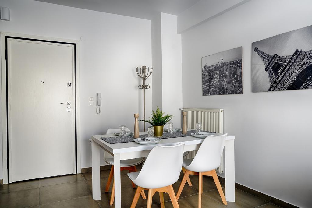 Heliconia Deluxe Apt Must Apartment Thessaloniki Exterior photo